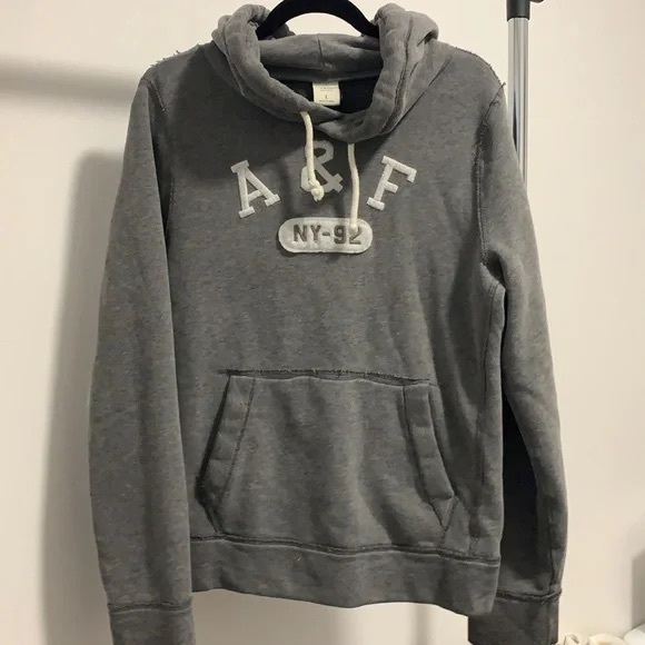 Abercrombie & Fitch Tops - EUC Abercrombie & Fitch Women’s Hoodie in Gray/White